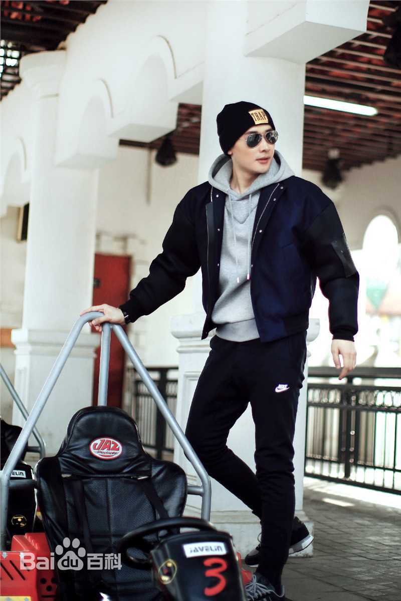 精选罗晋(Luo Jin)在《克拉恋人》中的图册