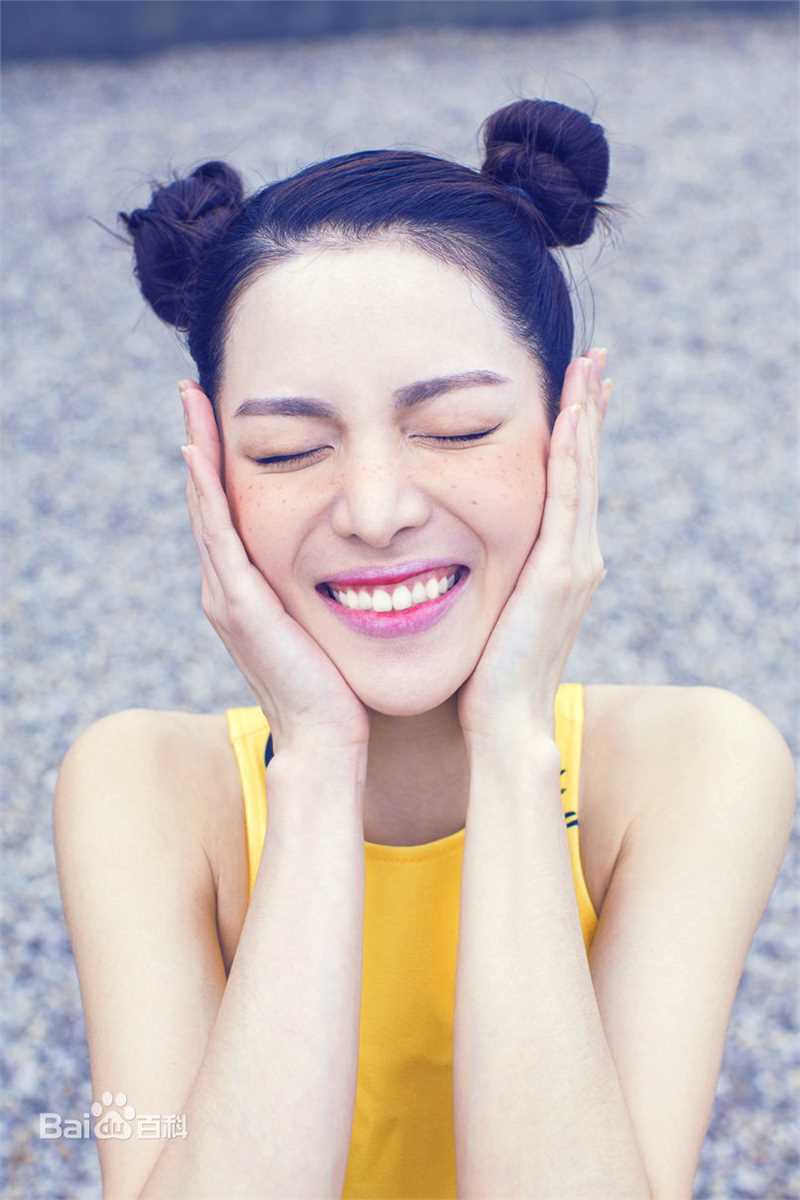 钟楚曦(Elaine Zhong)最新三图集