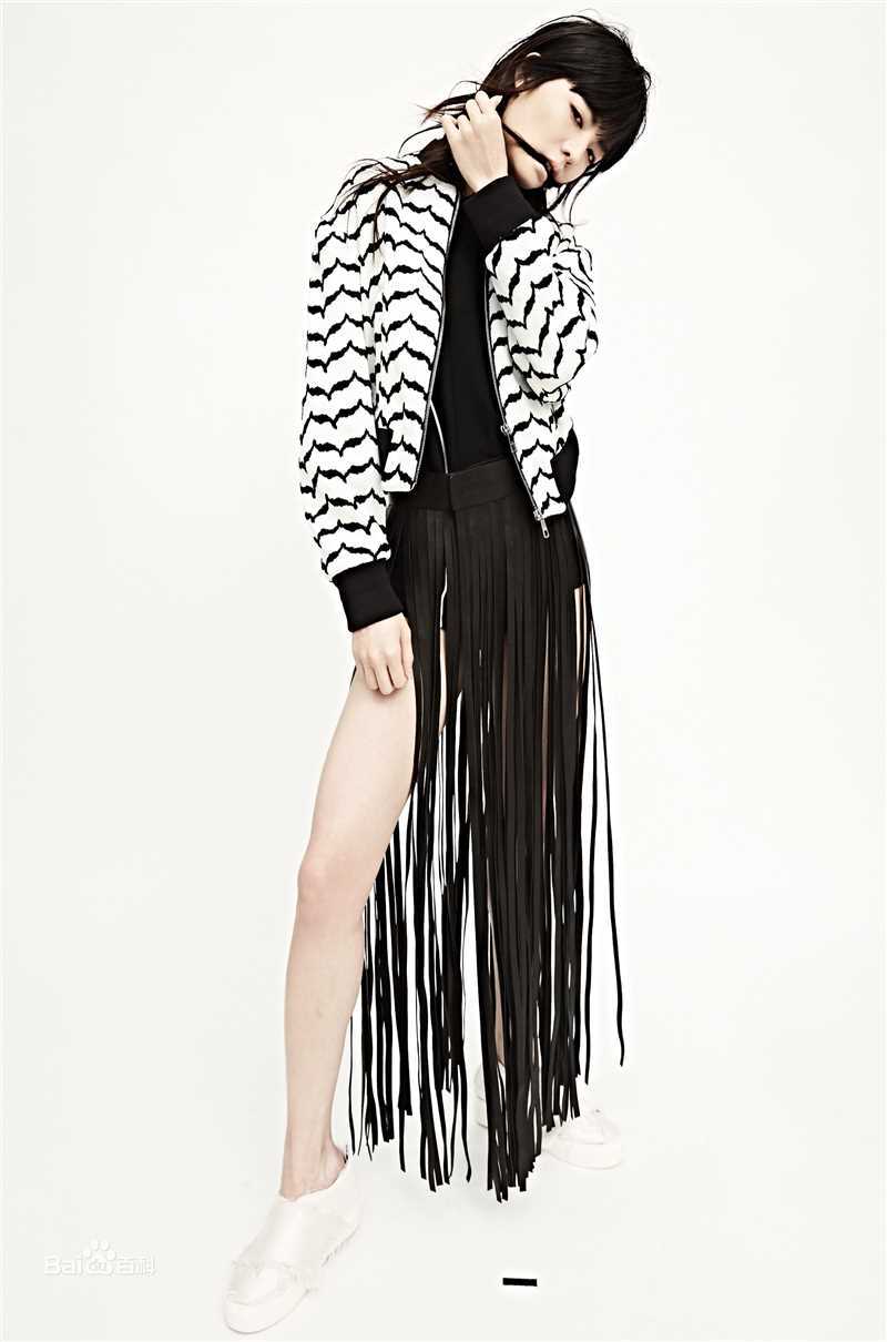 钟楚曦(Elaine Zhong)时尚大片素颜照相册