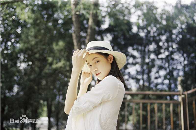 钟楚曦(Elaine Zhong)精选四图册