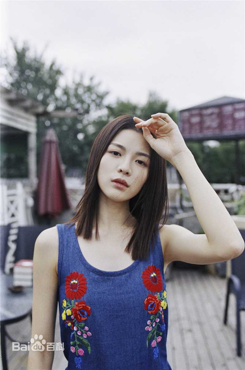 钟楚曦(Elaine Zhong)精选四图册