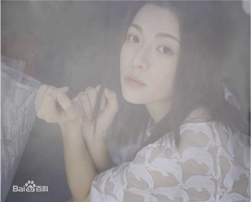 钟楚曦(Elaine Zhong)精选四图册