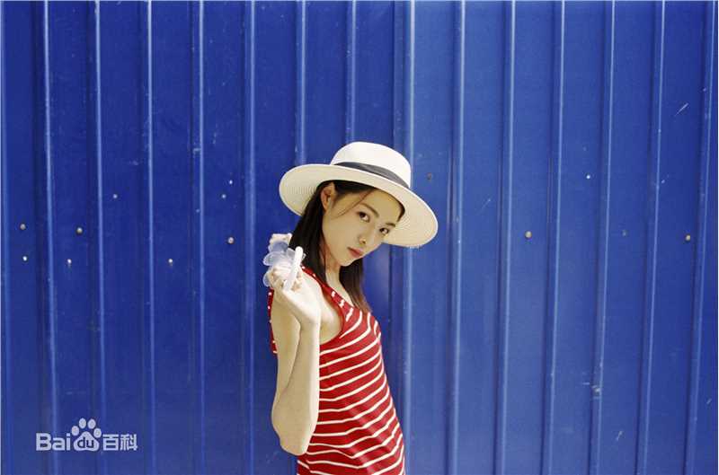 钟楚曦(Elaine Zhong)精选四图册