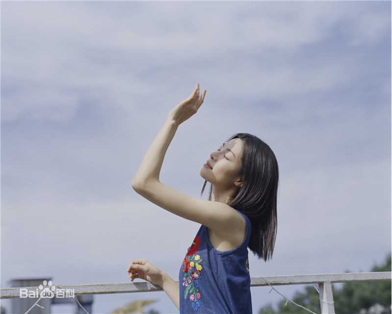 钟楚曦(Elaine Zhong)精选四图册