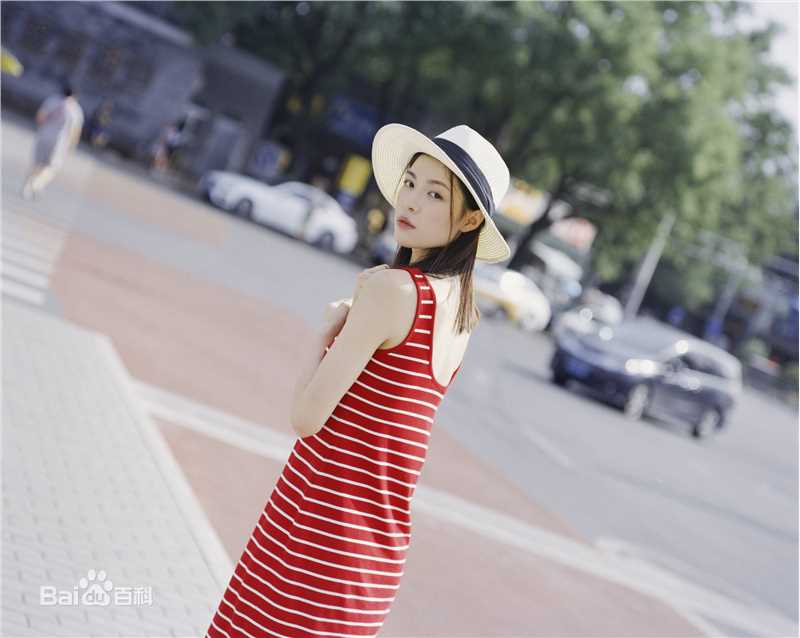 钟楚曦(Elaine Zhong)精选四图册