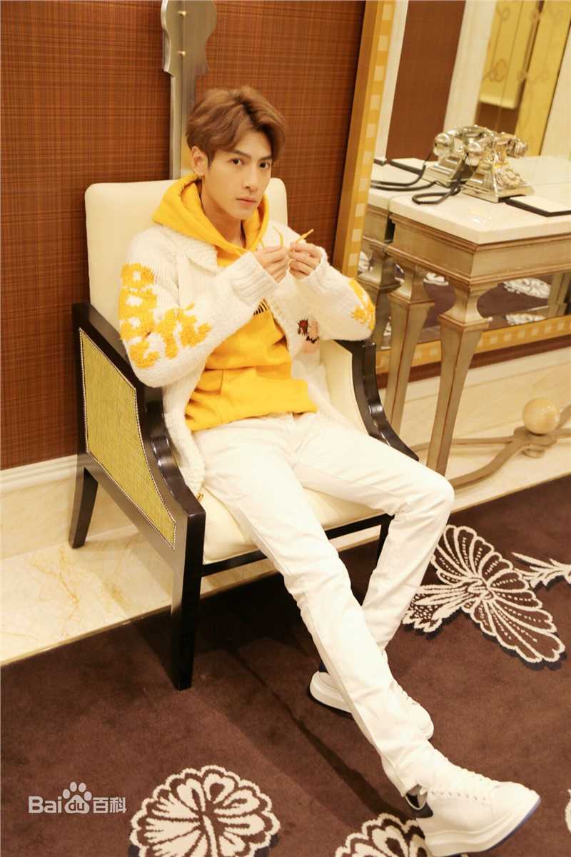 罗云熙(Leo)时尚