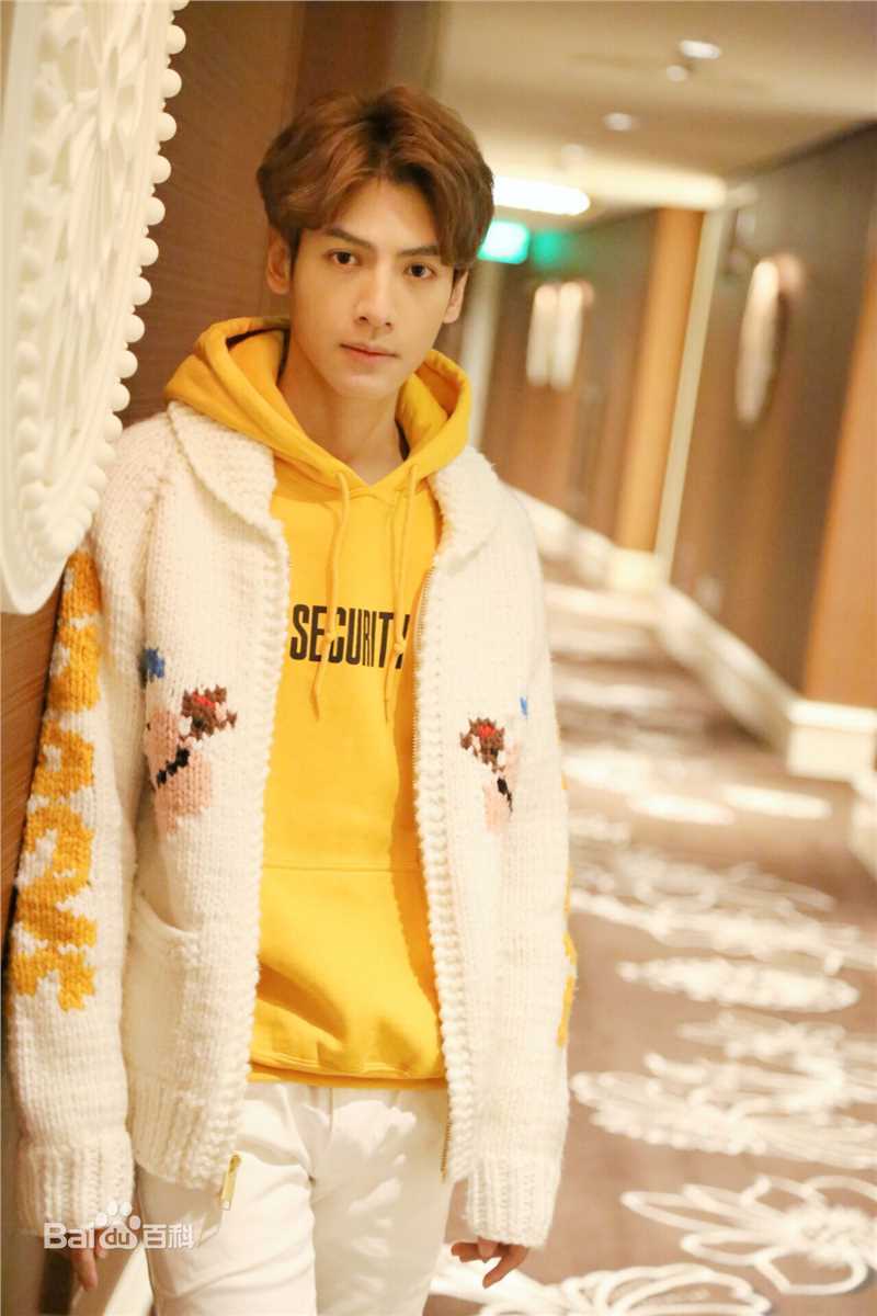 罗云熙(Leo)时尚