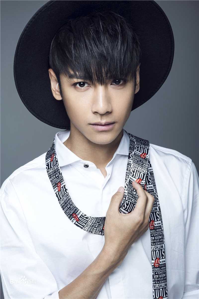 罗云熙(Leo)时尚