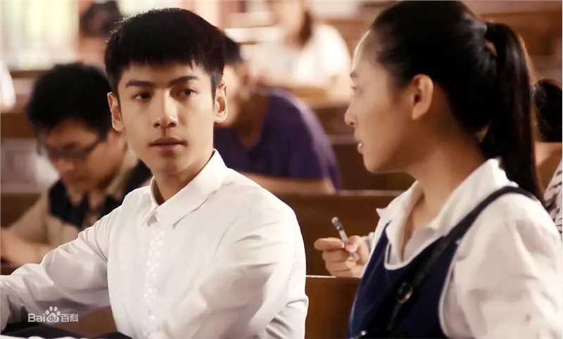 高清罗云熙(Leo)在《何以笙箫默》饰演少年何以琛中的图集