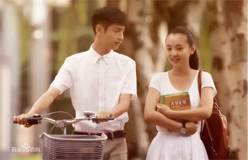 高清罗云熙(Leo)在《何以笙箫默》饰演少年何以琛中的图集