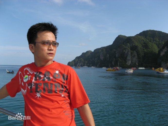 李承鹏(LiChengpeng)外出旅游照片壁纸壁纸