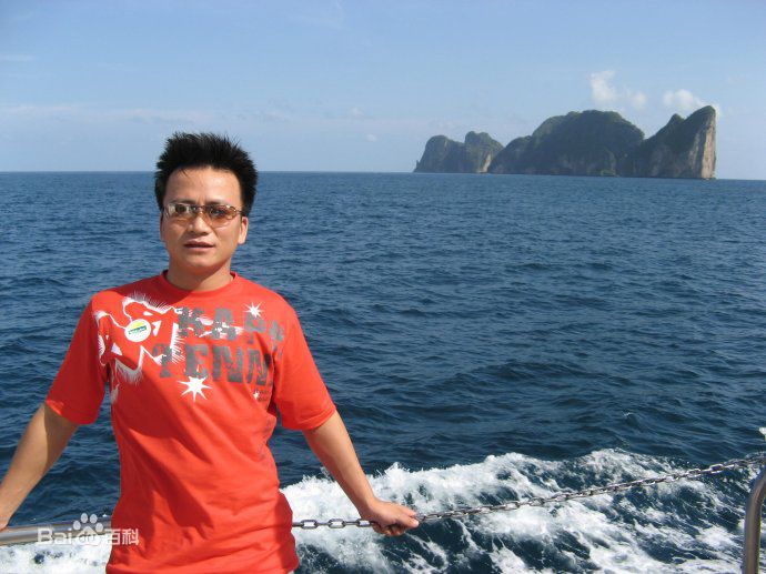 李承鹏(LiChengpeng)外出旅游照片壁纸壁纸