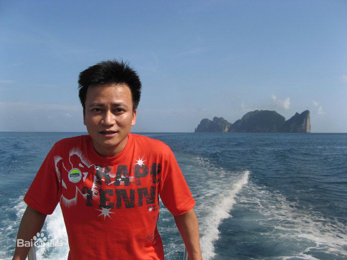 李承鹏(LiChengpeng)外出旅游照片壁纸壁纸