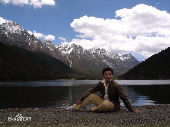 李承鹏(LiChengpeng)外出旅游照片壁纸壁纸