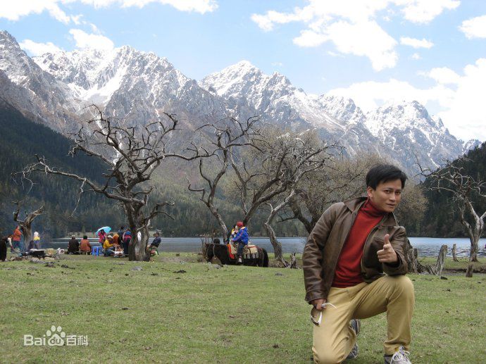 李承鹏(LiChengpeng)外出旅游照片壁纸壁纸