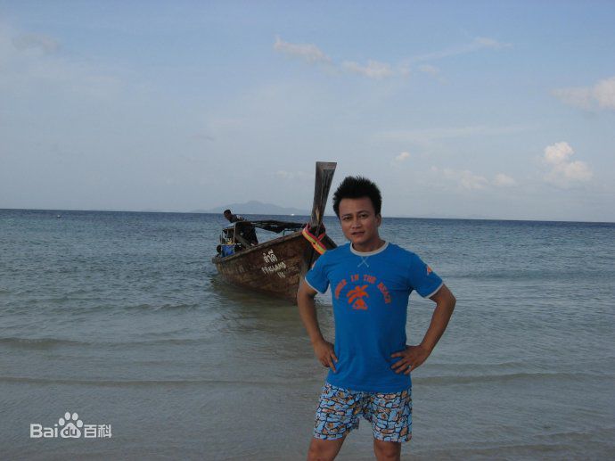 李承鹏(LiChengpeng)外出旅游照片壁纸壁纸