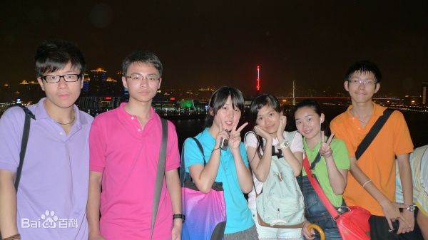 汤梦佳(Melody Tang)生活照壁纸壁纸