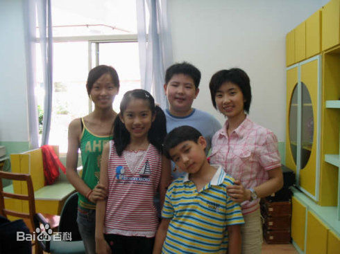 汤梦佳(Melody Tang)生活照壁纸壁纸