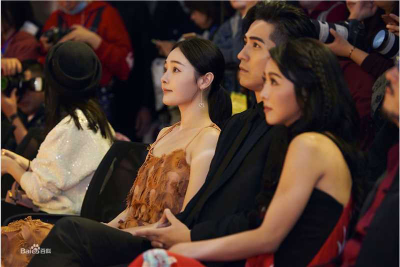 盛朗熙(joy)活动花絮性感图片图集