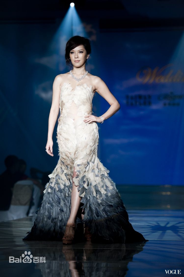 天心(Tien Hsin)出席时尚活动图片图集