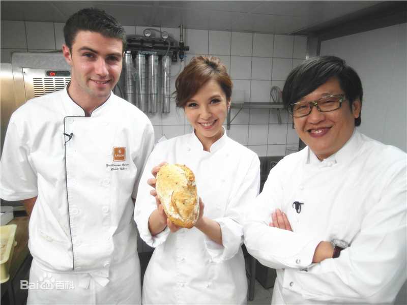 天心(Tien Hsin)典礼及节目主持性感图片图集