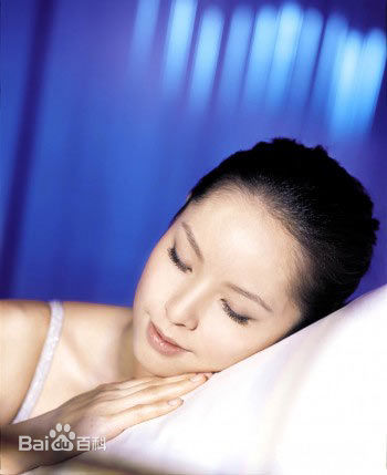 天心(Tien Hsin)代言娇兰素颜照相册