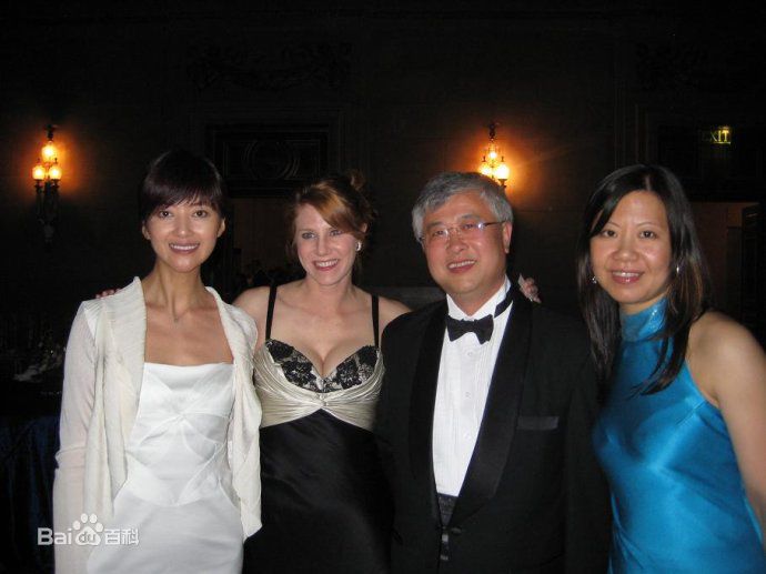 白羽(Yu Bai)社交照素颜照相册