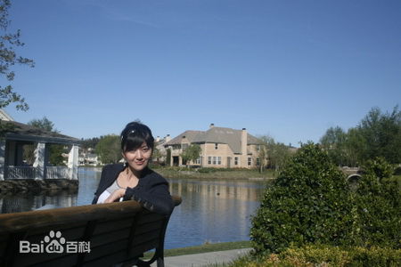 白羽(Yu Bai)在美国素颜照相册