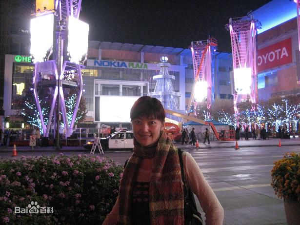 白羽(Yu Bai)在美国素颜照相册