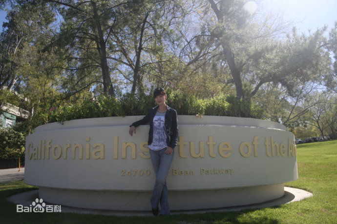 白羽(Yu Bai)在美国素颜照相册