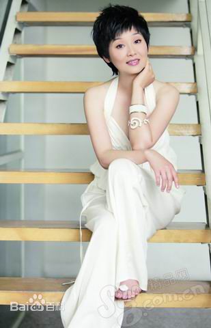 徐帆饰演陈白露