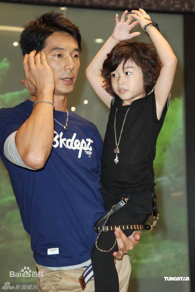 李李仁精彩图册