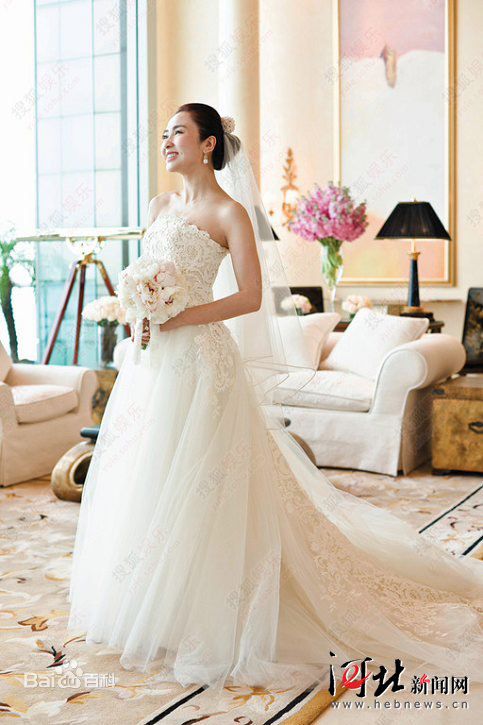 侯佩岑(Patty Hou)结婚照生活照