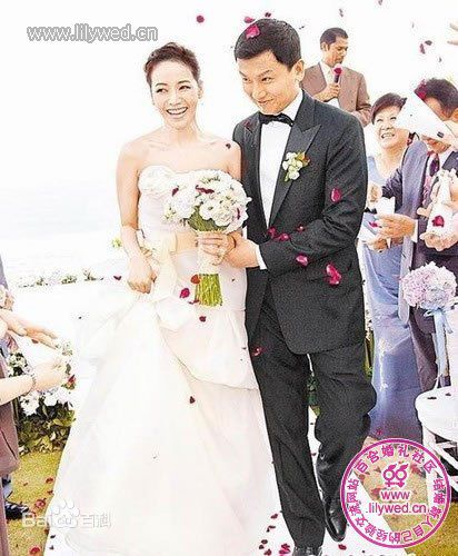 侯佩岑(Patty Hou)结婚照生活照