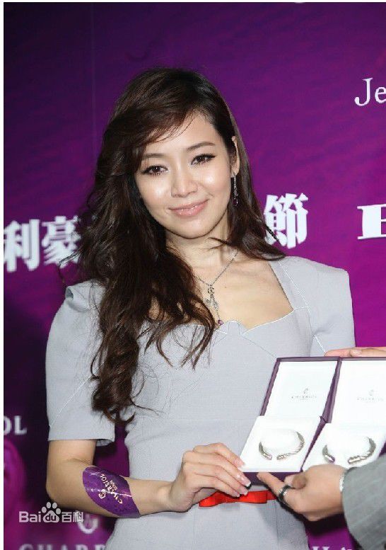 侯佩岑(Patty Hou)参加夏利豪新品发表会（2011）图册