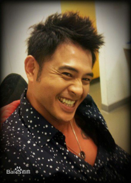 黄玉荣(Ehlo)近照图册