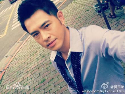 黄玉荣(Ehlo)近照图册