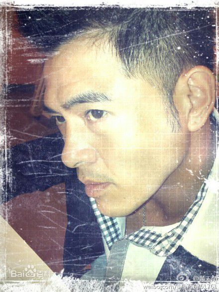 黄玉荣(Ehlo)近照图册