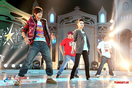 纪文蕙(justine)活动照性感图片图集