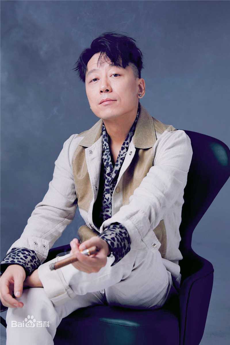 胡明(BoBo) 生活照素颜照相册