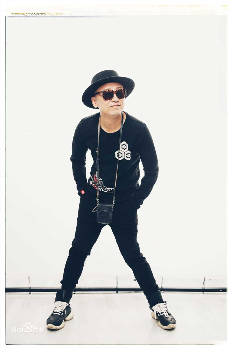 胡明(BoBo) 生活照素颜照相册