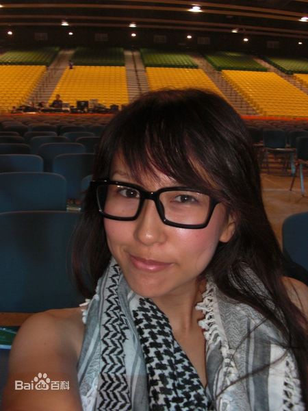 潘嘉丽(Kelly Poon)长发kelly壁纸壁纸