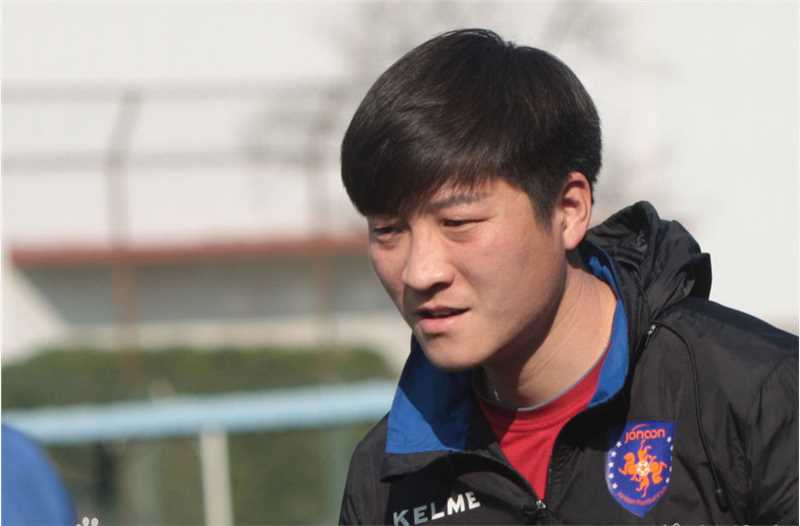 最新赵鹏(zhaopeng)性感图片