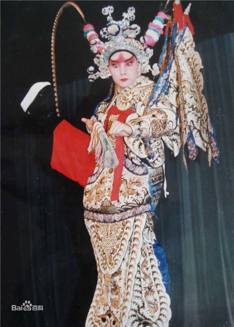 郭军(GuoJun)生活中的素颜照壁纸