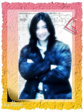 郭军(GuoJun)生活中的素颜照壁纸