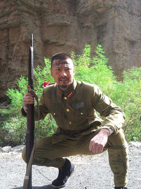 最优质郭军(GuoJun)在2013《杀尽豺狼》饰 黑牛中的