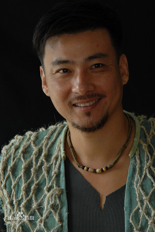 最新郭军(GuoJun)在2011《终结杉计划/ 浦江谍影/ 娃女》- 丁大奎中的图集