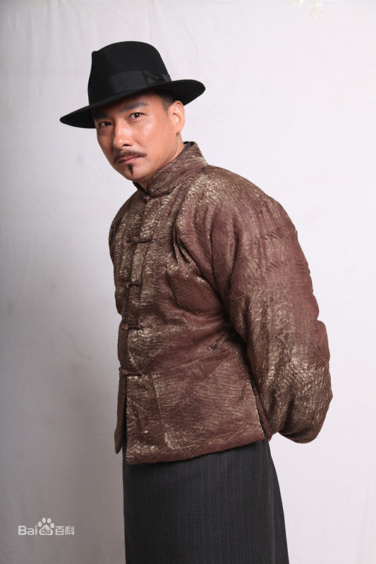 郭军(GuoJun)在2015《铁血军歌》饰 赵琦中的