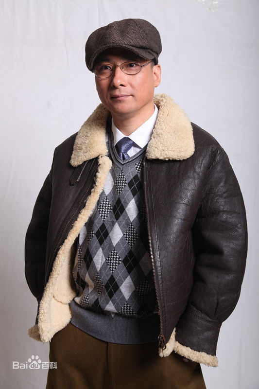 郭军(GuoJun)在2015《铁血军歌》饰 赵琦中的