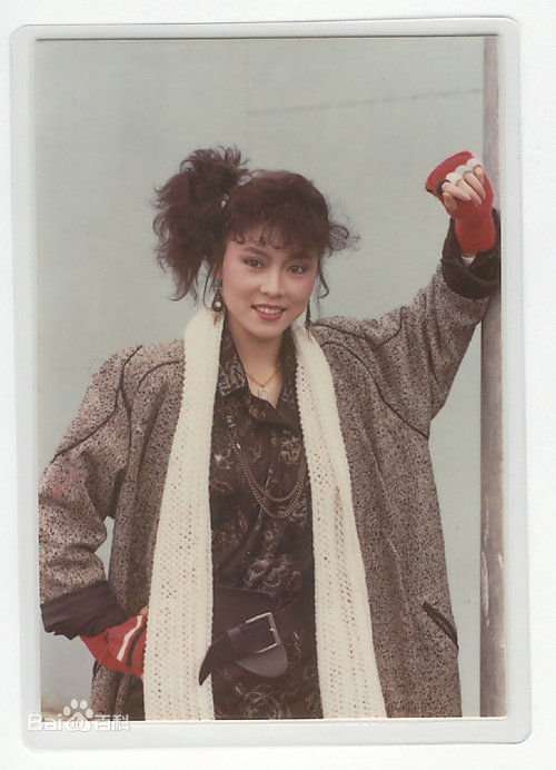 《官晶华》封面图片